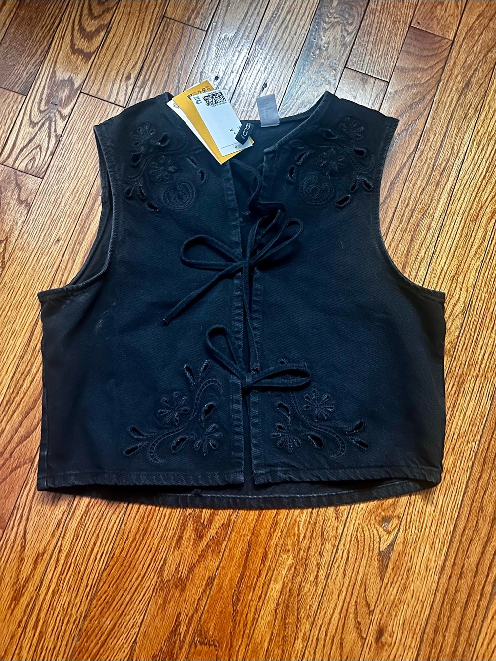 H&M Top - Picture 3 of 3
